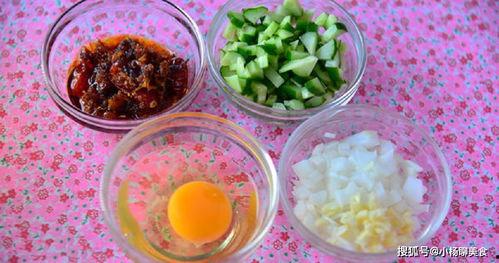 小瓜吃蛋炒饭视频下载,美味瞬间，下载重温