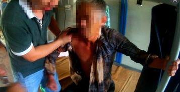 吃瓜商丘男生下跪视频,一场网络围观下的道德拷问